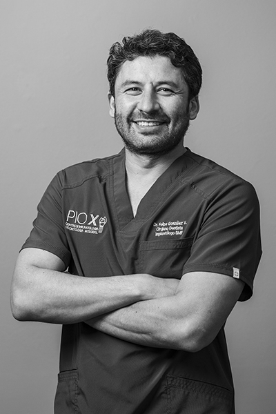 Dentista Felipe Gonzalez - Clínica dental Pío X